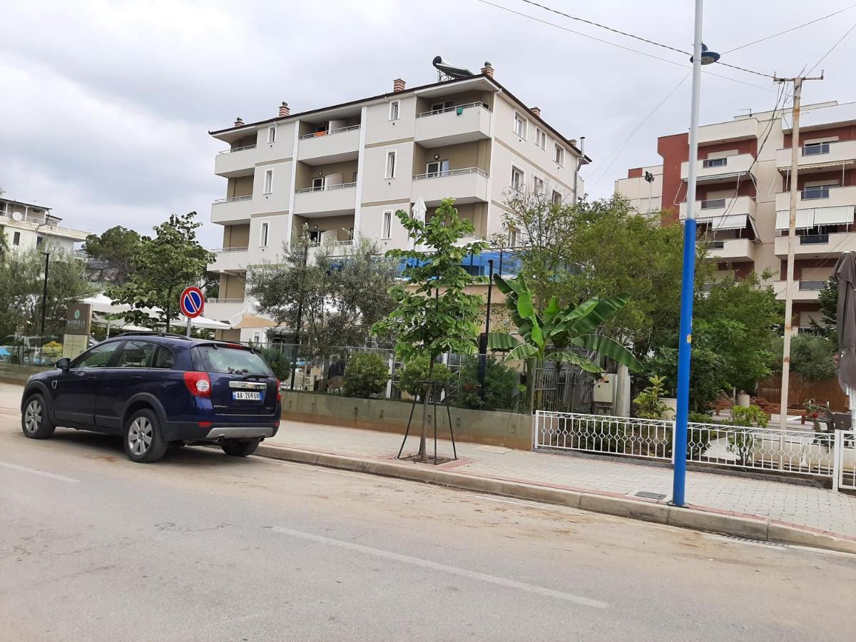 Milka Apartment Голем Екстер'єр фото